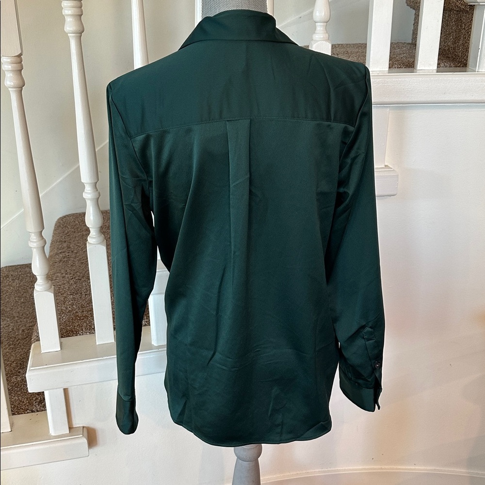 Nwt . Gap blouse - Picture 4 of 6